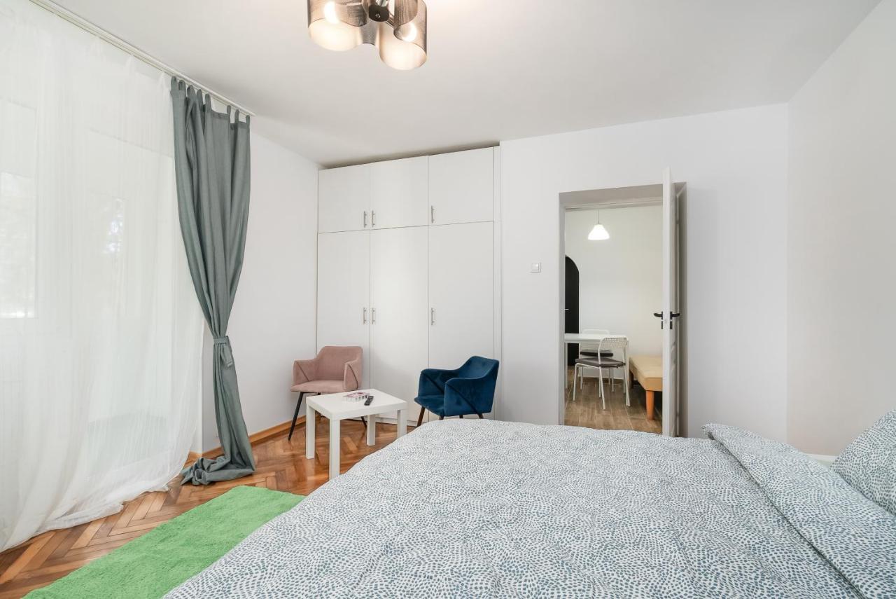 Vlad House Dristor Park Lake Букурещ Екстериор снимка